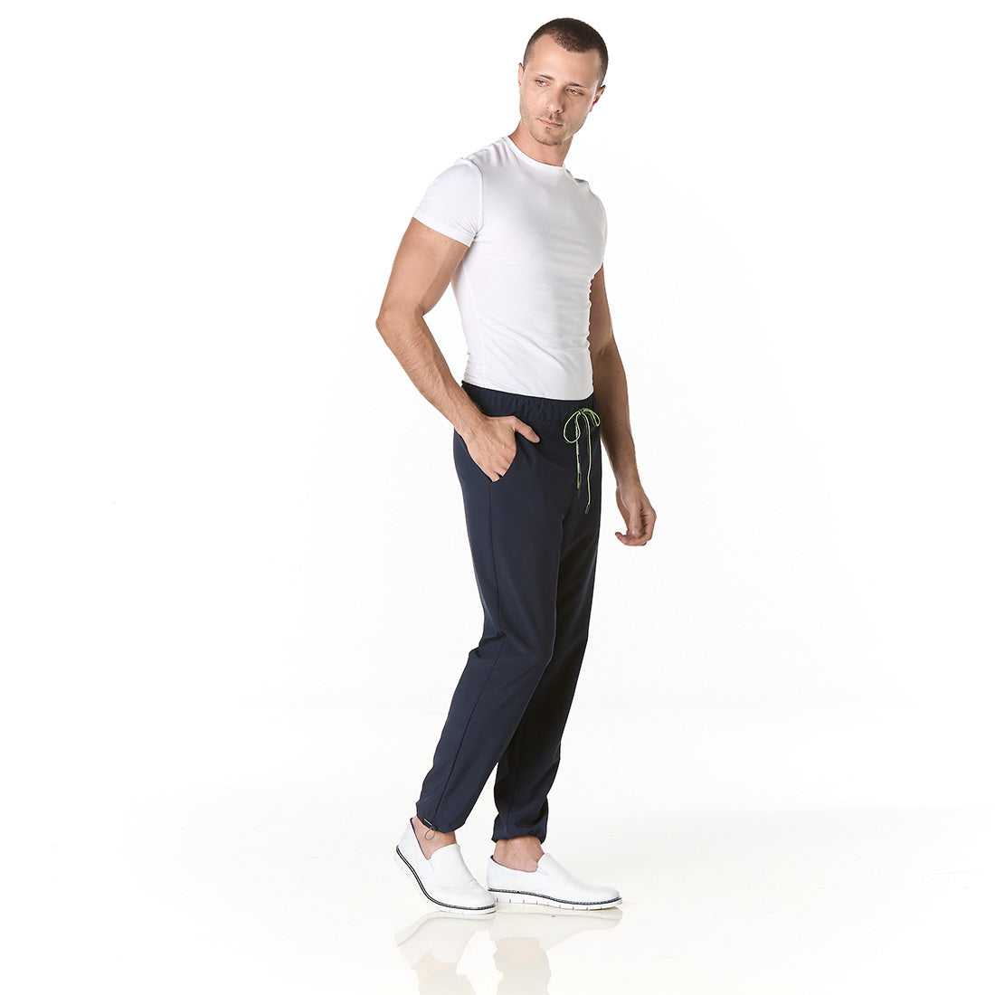 Pantalón jogger para hombre con elástico en cintura y tobillos
